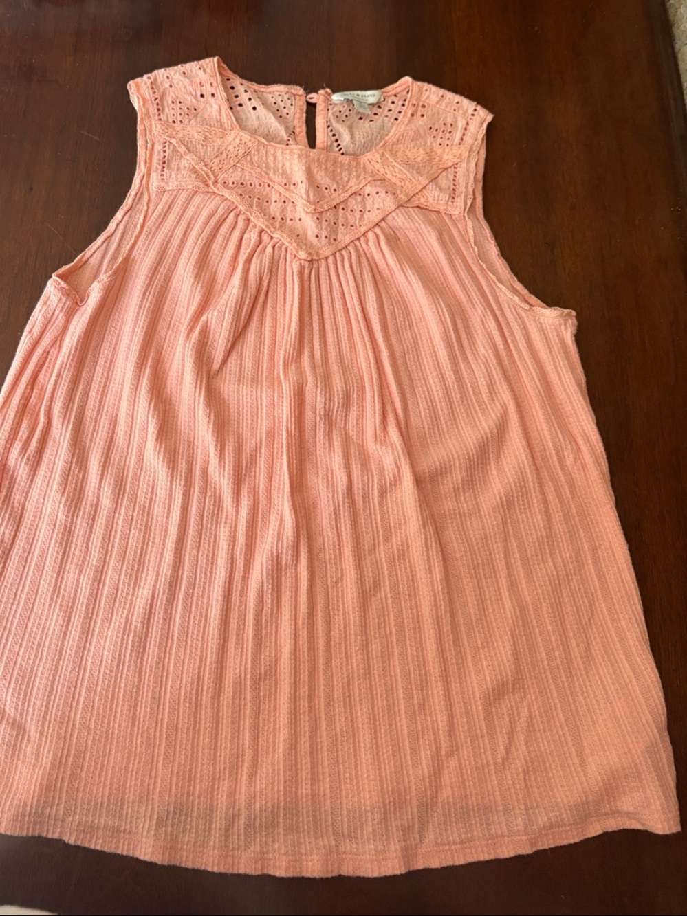 Lucky Brand Sleeveless Eyelet Yoke Women's Top - Peach